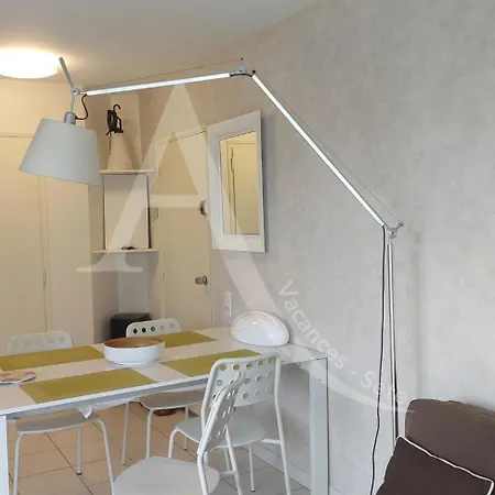 T2 Avec Espace Nuit En Mezzanine Et 2 Terrasses