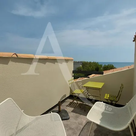 T2 Avec Espace Nuit En Mezzanine Et 2 Terrasses