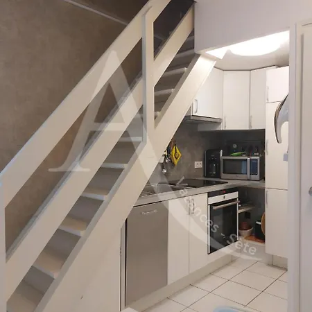 T2 Avec Espace Nuit En Mezzanine Et 2 Terrasses Апартаменты